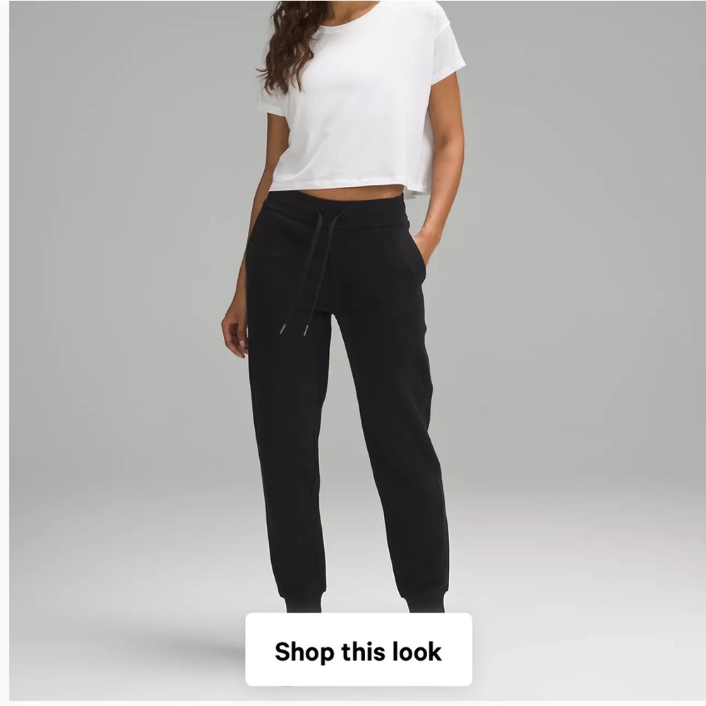 Lululemon fleece Scuba jogger size 4 black